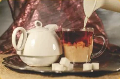 Чай с молоком
